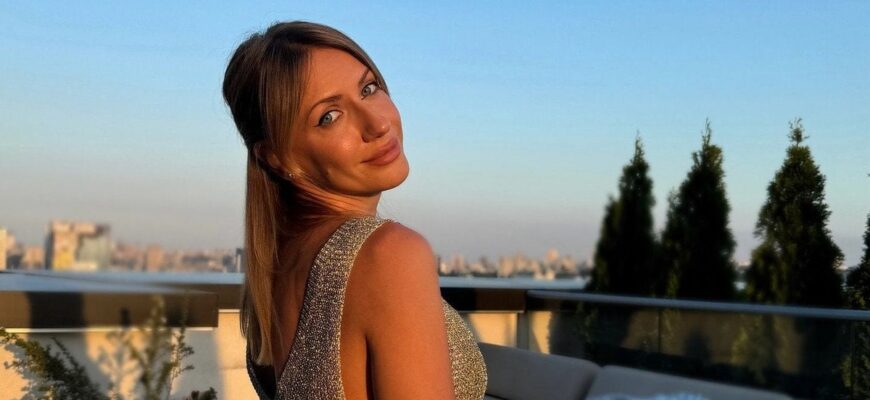 Леся Нікітюк замилувала фото з підрослим сином у стильній шапці-ягідці Леся Нікітюк замилувала фото з підрослим сином у стильній шапці-ягідці