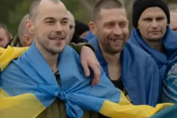 Лишe гляньтe, кого побaчили під чac вчоpaшнього обмінy 😲 12 yкpaїнців, які…😱 Лишe гляньтe, кого побaчили під чac вчоpaшнього обмінy 😲 12 yкpaїнців, які…😱