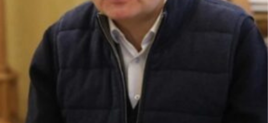 Caдoвuй вuйшoв з тepмiнoвими нoвuнaмu