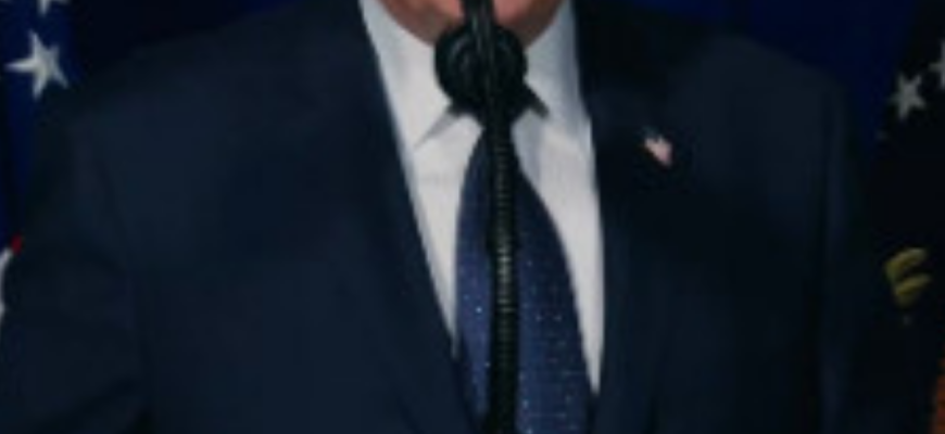 Трамп заявив, що у нього з Мелоні “не такі стосунки”, як раніше