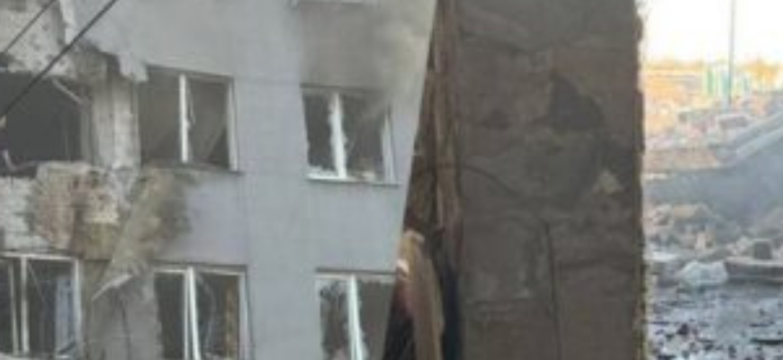 Росіяни атакували Одесу: БпЛА влучив у житлову багатоповерхівку – є жертва
