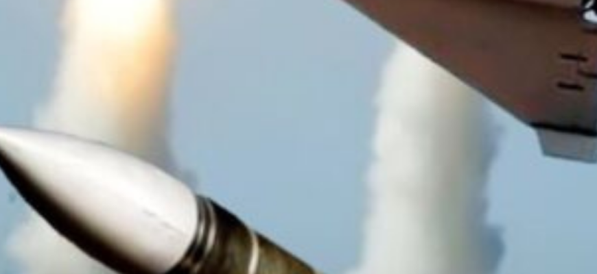 РФ атакує Україну ракетами, в Києві оголошено повітряну тривогу: що відомо