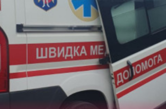 Бригада медиків швидкої допомоги постраждала під час російського удару по Києву 