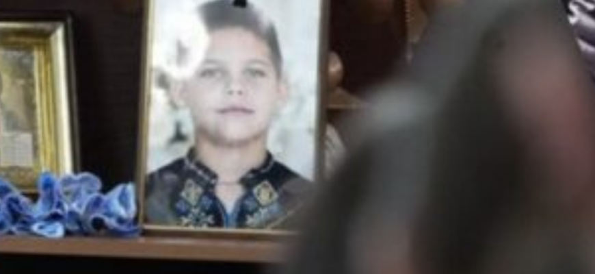Найважчий похорон за всю війну: у Черкасах попрощалися із 8-річним Богданом