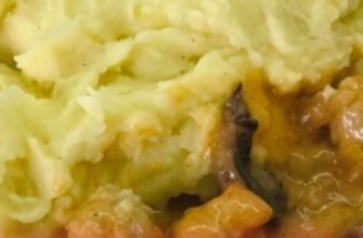 Поїхала у Францію і “поцупила” мішленівський секрет: як приготувати пухке та ніжне картопляне пюре