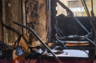 10 років жив сам: Як виглядає після пожежі квартира чоловіка, який влаштував теракт у Києві (фото)