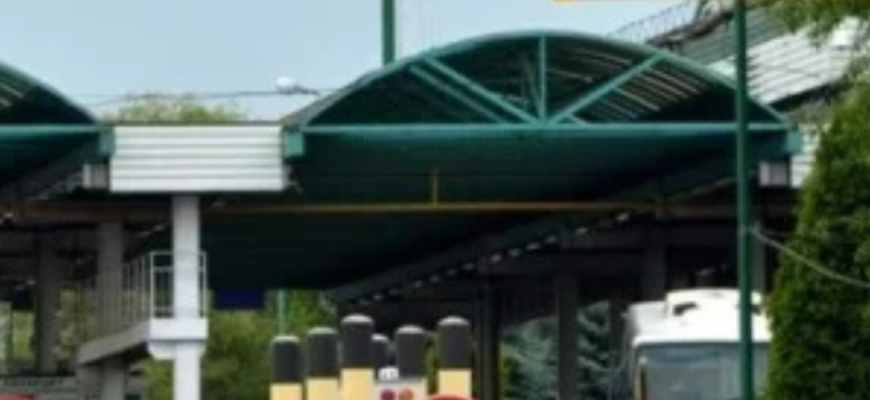 Мaйже добу пpовела на коpдоні. Укpаїнку не пуcтили до Пoльщі. Пpичина ш0кує