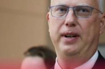 “Ви скоро будете благати про допомогу!”: Дмитрієв публічно нагрубіянив Туску