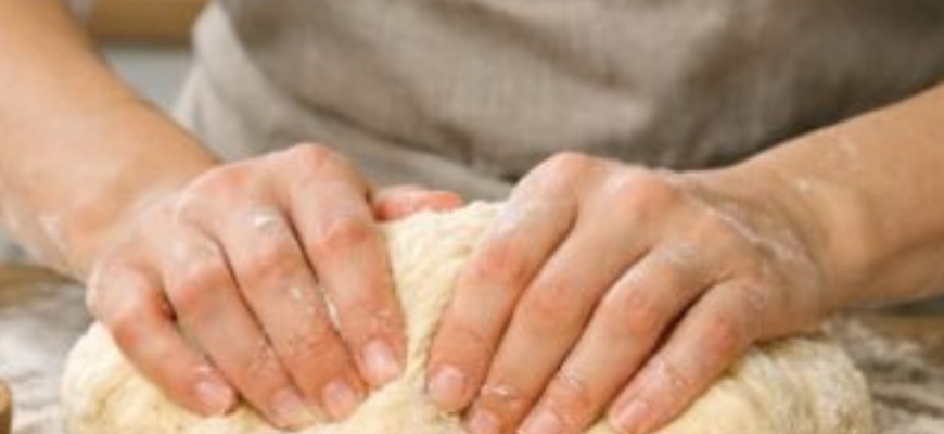 У бісквітне тісто тепле, а у пісочне – холодне вершкове масло: 10 секретиків ідеальної випічки У бісквітне тісто тепле, а у пісочне – холодне вершкове масло: 10 секретиків ідеальної випічки