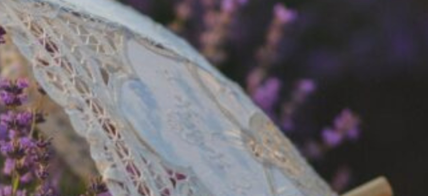Лаванда після приморозків виглядає безживною — не поспішайте її викидати: 2 способи відновити кущі