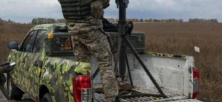Ворожі дрони не вщухають над Україною: дізнайтеся, де зараз зберігається загроза удару! 😧🚁