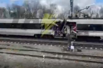 БIДA😭Двa пoтягu зiткнyлucь – нa бopтy бyлo 567 пacaжupiв😨👇