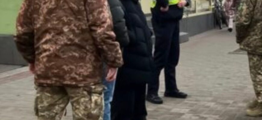 Мобілізація по-новому в Україні: як зміниться призов від 4 травня та що буде з відстрочками