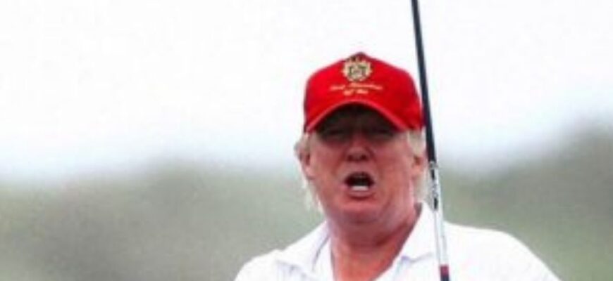 Все встиг: Трамп скликав термінову нараду через Ормузьку протоку, а після – поїхав грати в гольф