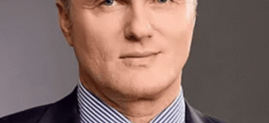 Двох перших знаємо, а третю в очі не бачили: чому Євген Рибчинський приховує свою половинку