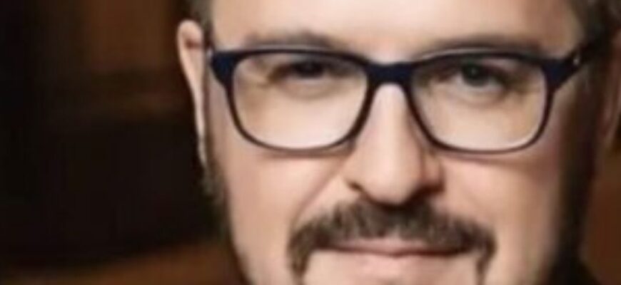 Не впізнати: як виглядає перша дружина Олександра Пономарьова – ще більш відома в “колах шоубізу”, ніж він
