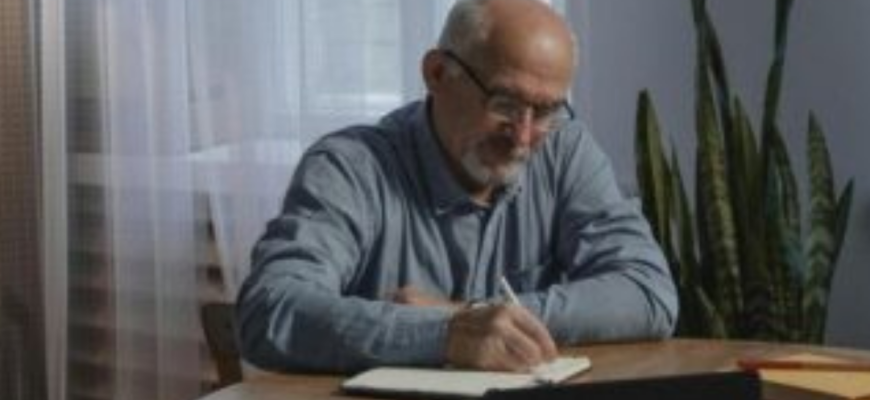 Яка буде пенсія, якщо маєш всього 16 років офіційного стажу