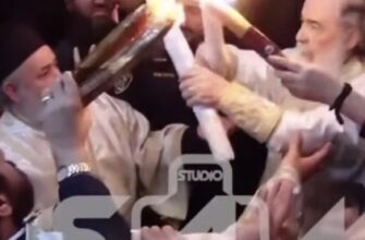 Церемонія сходження Благодатного вогню цього року пройшла із суворими обмеженнями.