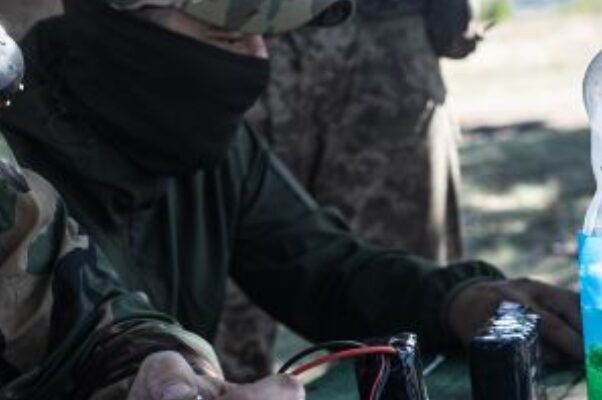 Такого ще не робив ніхто: український пілот дронів встановив світовий рекорд (відео)