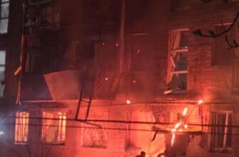 У Сумах приліт у багатоповерхівку: вогонь охопив увесь будинок, серед поранених – діти