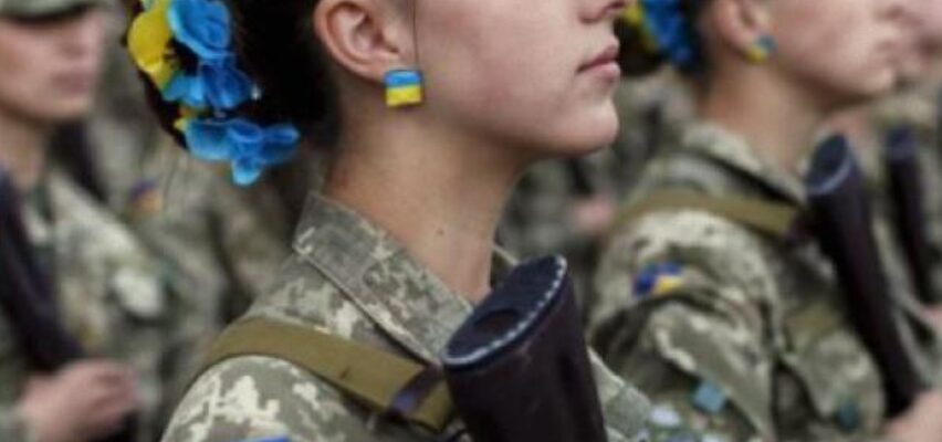 Чому дані сотень українок з’явилися в ТЦК: в Сухопутних військах пояснили