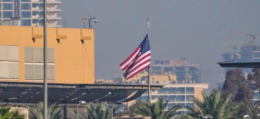 Співробітники посольства США потрапили під удари безпілотників
