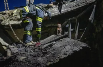 Символ Воскресіння Ісуса Христа: У розтрощеній атакою квартирі в Cумах вціліла паска (фото)