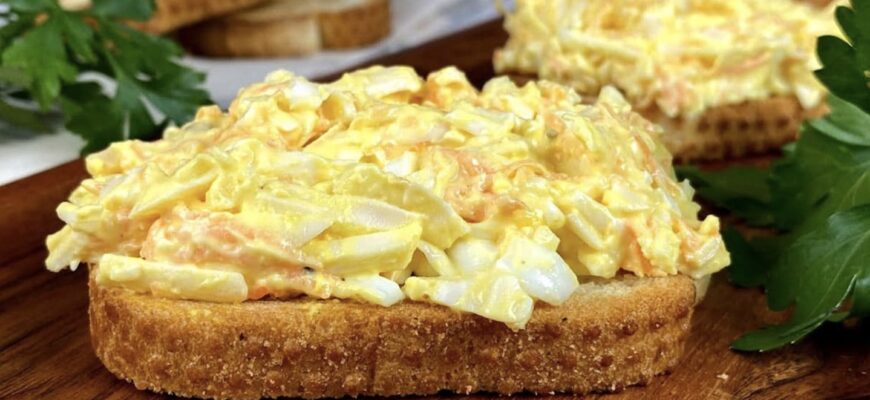 Намазка «Великодня» — готую лотками, бо зʼїдається швидше за ковбасу Намазка «Великодня» — готую лотками, бо зʼїдається швидше за ковбасу