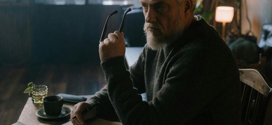 Пенсія за кордоном: як українцям врахувати іноземний стаж для виплат