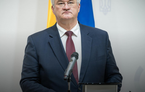 Доленосна зустріч Зеленського та Мадяра: Сибіга розкрив деталі підготовки переговорів
