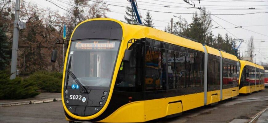 Ціна проїзду в Києві: чи доведеться місту обирати між метро та підтримкою ЗСУ