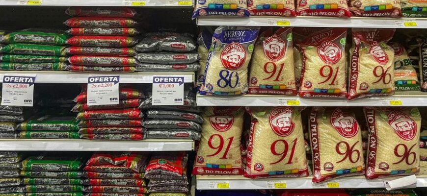 Термін придатності не гарантія: як розпізнати зіпсований продукт за секунду