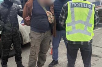 Схема за 000: у Києві судитимуть ділка, який обіцяв «зелений коридор» за кордон