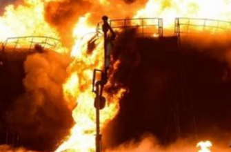 Удар по «серцю» нафтовидобутку: у Новоросійську палає стратегічний термінал