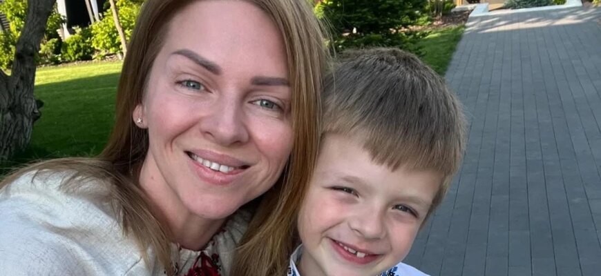 Син Яни Глущенко відверто розповів, якого чоловіка хоче бачити поруч із мамою: “Ну, качок”