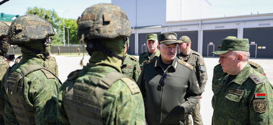 Лукашенко раптово заговорив про візит до Києва та «нейтралітет» у війні: що задумав диктатор