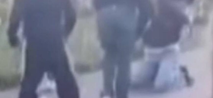 Змушували ставати на коліна: у Польщі жорстоко познущалися з українських дітей