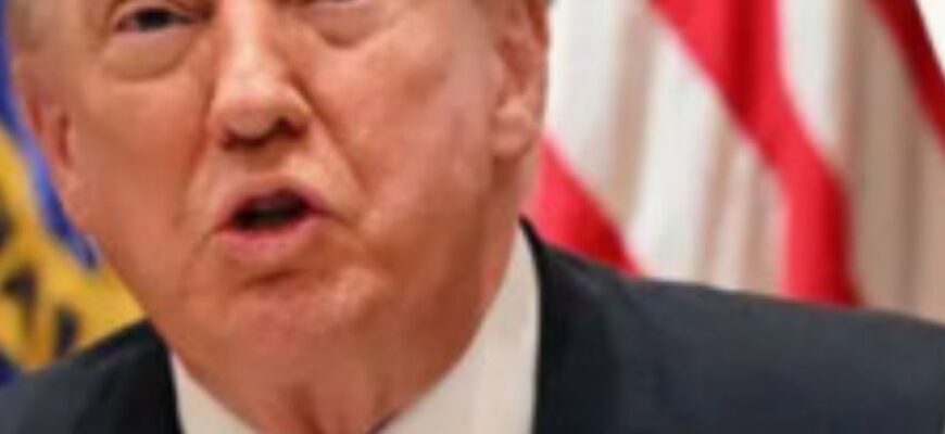 “Вони повинні махати білим прапором”: Трамп зробив нову заяву щодо війни в Ірані