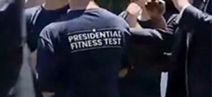 Дональд Трамп влаштував танці на галявині Білого дому. ВІДЕО