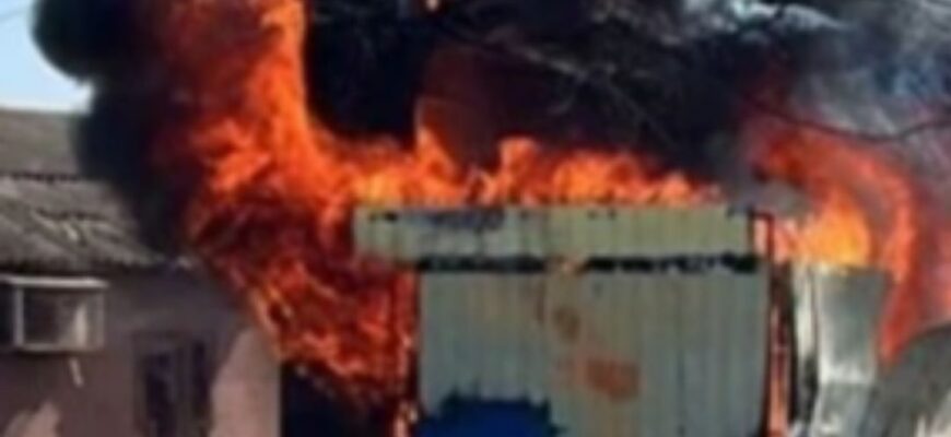 🚨 У Харкові зафіксовано ворожий удар безпілотником: деталі трагедії 😢