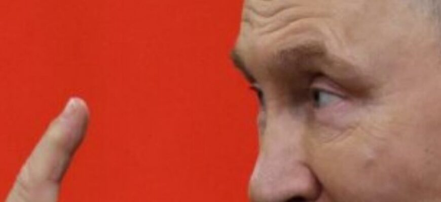 «Пан Зеленський»: як Путін кардинально змінив риторику після ганебного параду
