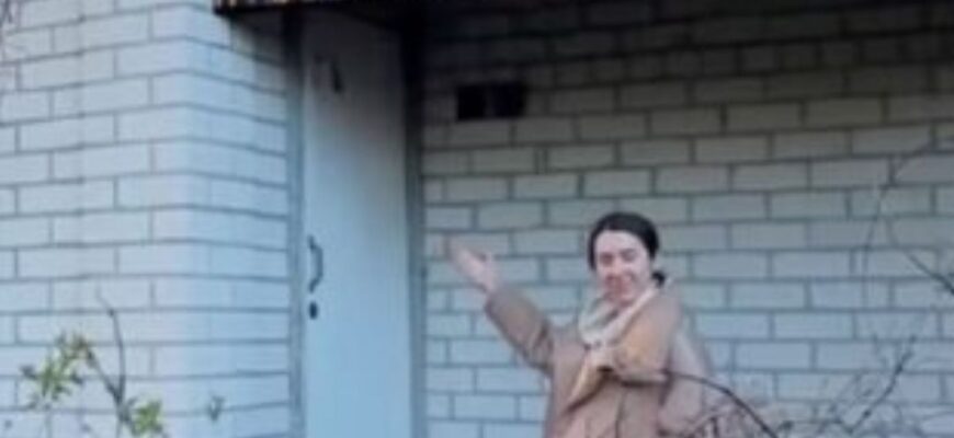 Українці купили стару закинуту хату: який потенціал вони там побачили