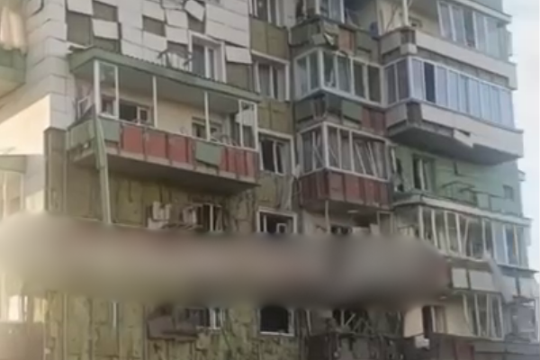 Масштабна атака дронів на Росію: чому влада приховує справжні наслідки «нічного феєрверку»?