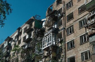 «Били по військових об’єктах»: у Кремлі цинічно виправдали масований удар по ТЦ та житлових будинках