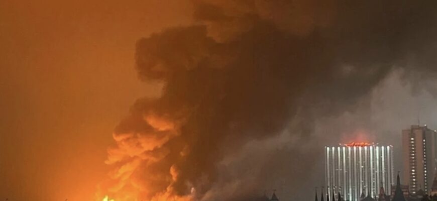 Пожежа в Москві: 3 факти про масштабне займання в комплексі «Кремль в Ізмайлово»