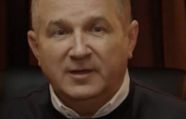 Юрій Горбунов налякав прихильників фото з крапельницею: що сталося з ведучим
