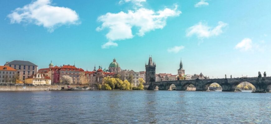 Українців можуть примусово виселити з Чехії: лідер ультраправих озвучив скандальний план
