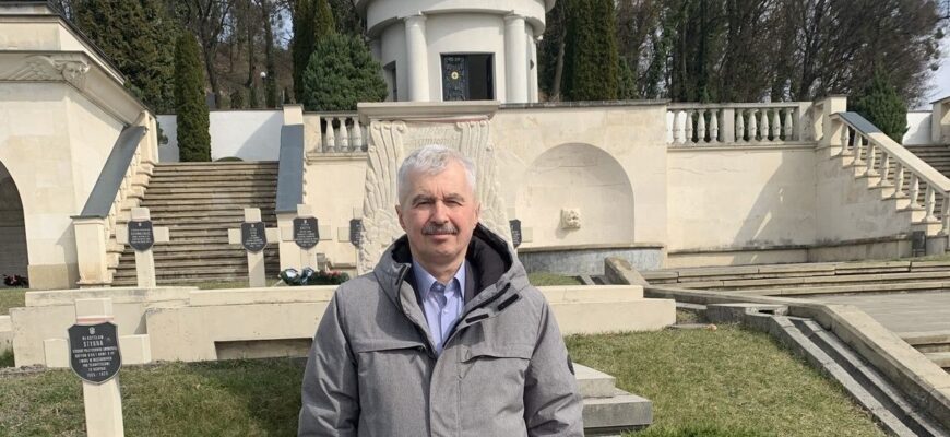 Дипломатичний скандал: як в ОУН відреагували на погрози позбавити Зеленського нагороди