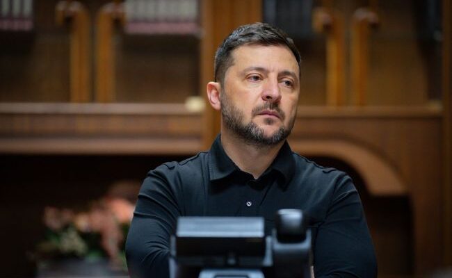 Зустріч Зеленського з головами фракцій: чому президент змінив формат спілкування з Радою