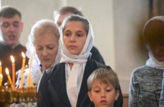 Що потрібно зробити з сіллю у свято 12 червня: суворі прикмети